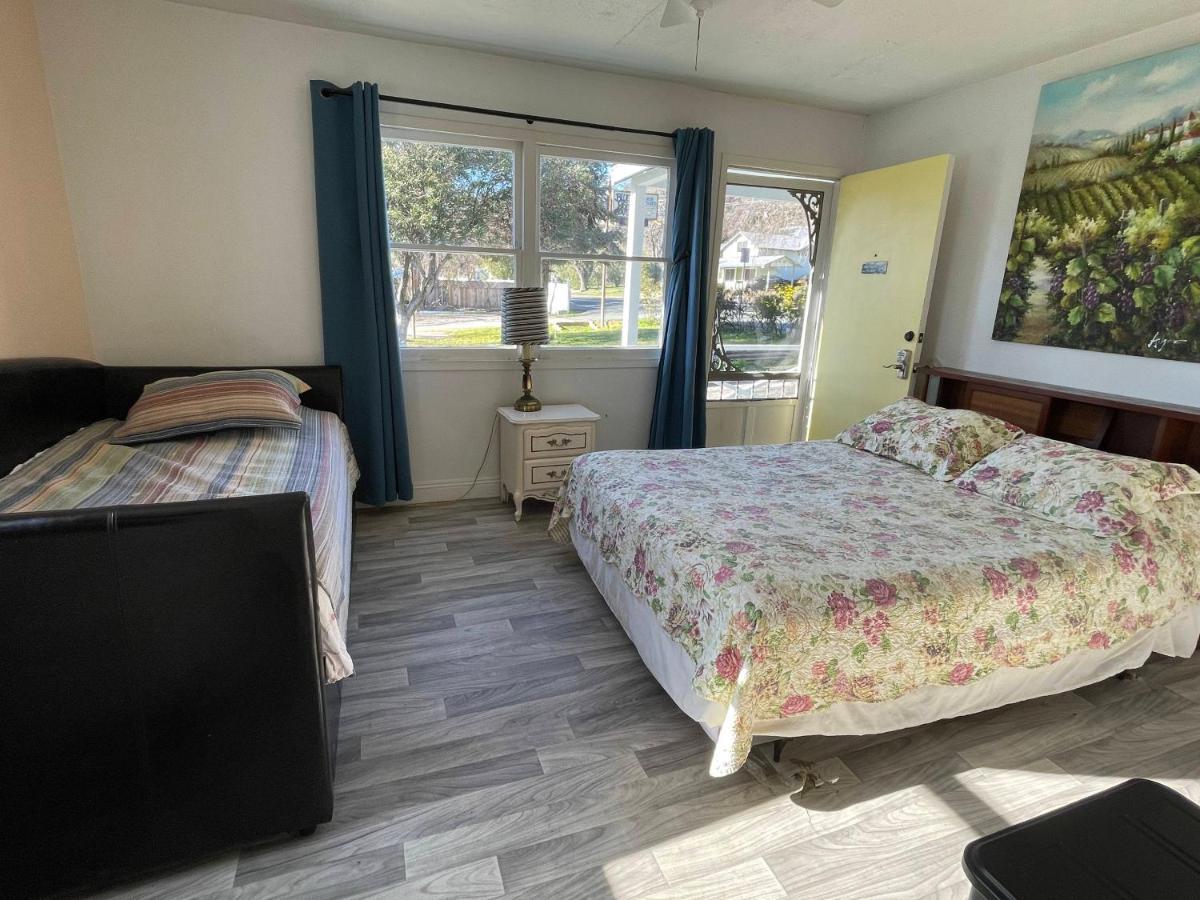 Omeo Clearlake Oaks Glenhaven Exterior foto
